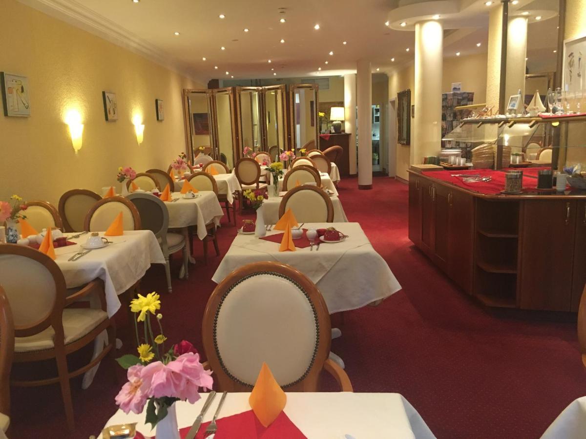 Hotel Garni Wiestor Uberlingen Ngoại thất bức ảnh